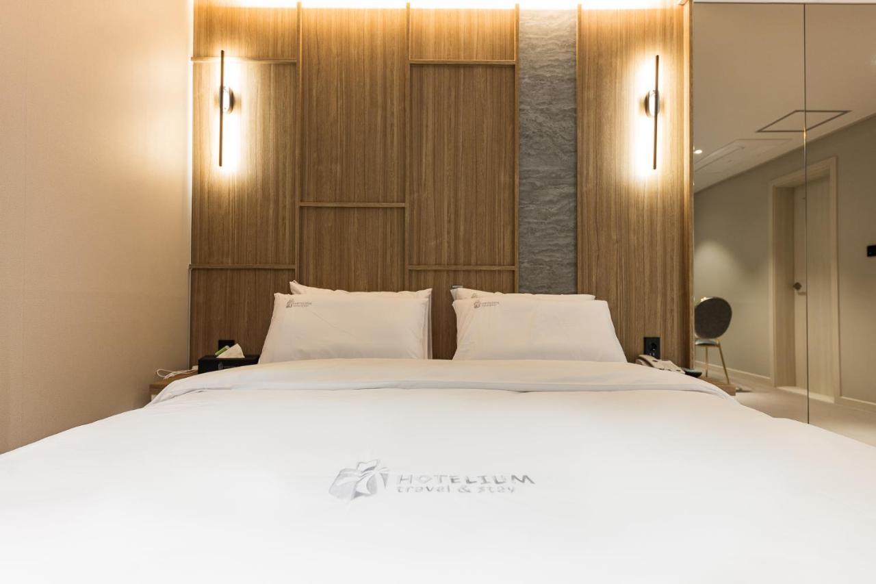 Hotel Lium Чхонан Экстерьер фото