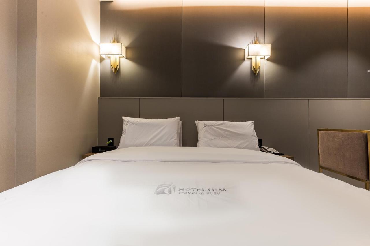 Hotel Lium Чхонан Экстерьер фото